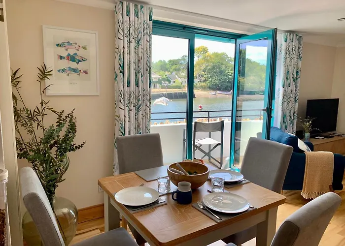Crabshell Quay Waterfront Living In Kingsbridge